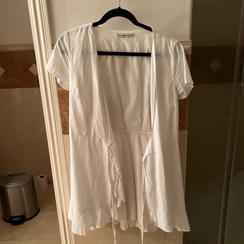 Abercrombie and fitch kimono style white dress